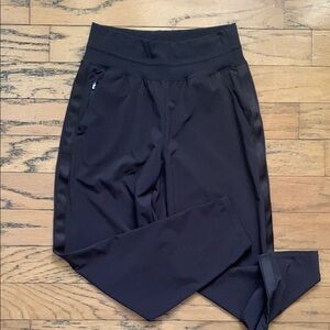 EUC Athleta Cropped Brown Joggers